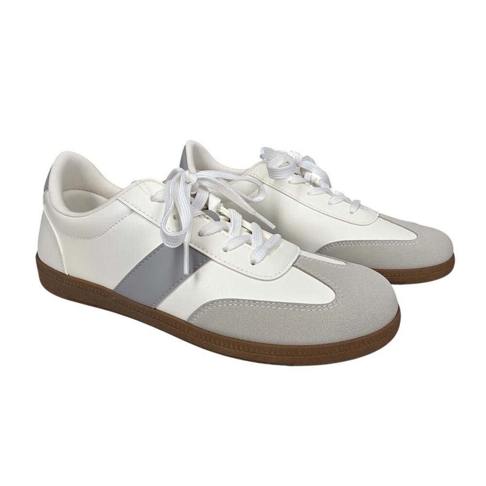 JSPORT CECILY WHITE/GREY SPORT SHOES – WOMEN’S SIZE 8 M – MEMORY FOAM – NIB